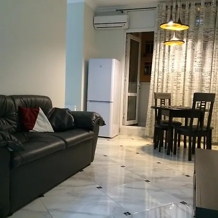 アパート Apartment Frantsuzky Bulvar オデッサ